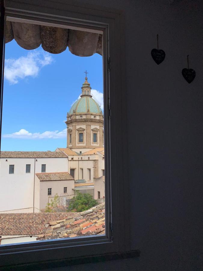 Sopra I Tetti Di Ballaro ปาแลร์โม ภายนอก รูปภาพ